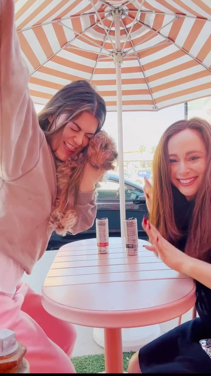 リンゼイ・ショウのインスタグラム：「When you and your bestie finally get to work together 😜 . . My heart is so very full. Link in bio to learn more about ‘Rescued’ & how you can be a part of it. 🐾🫶🏼」