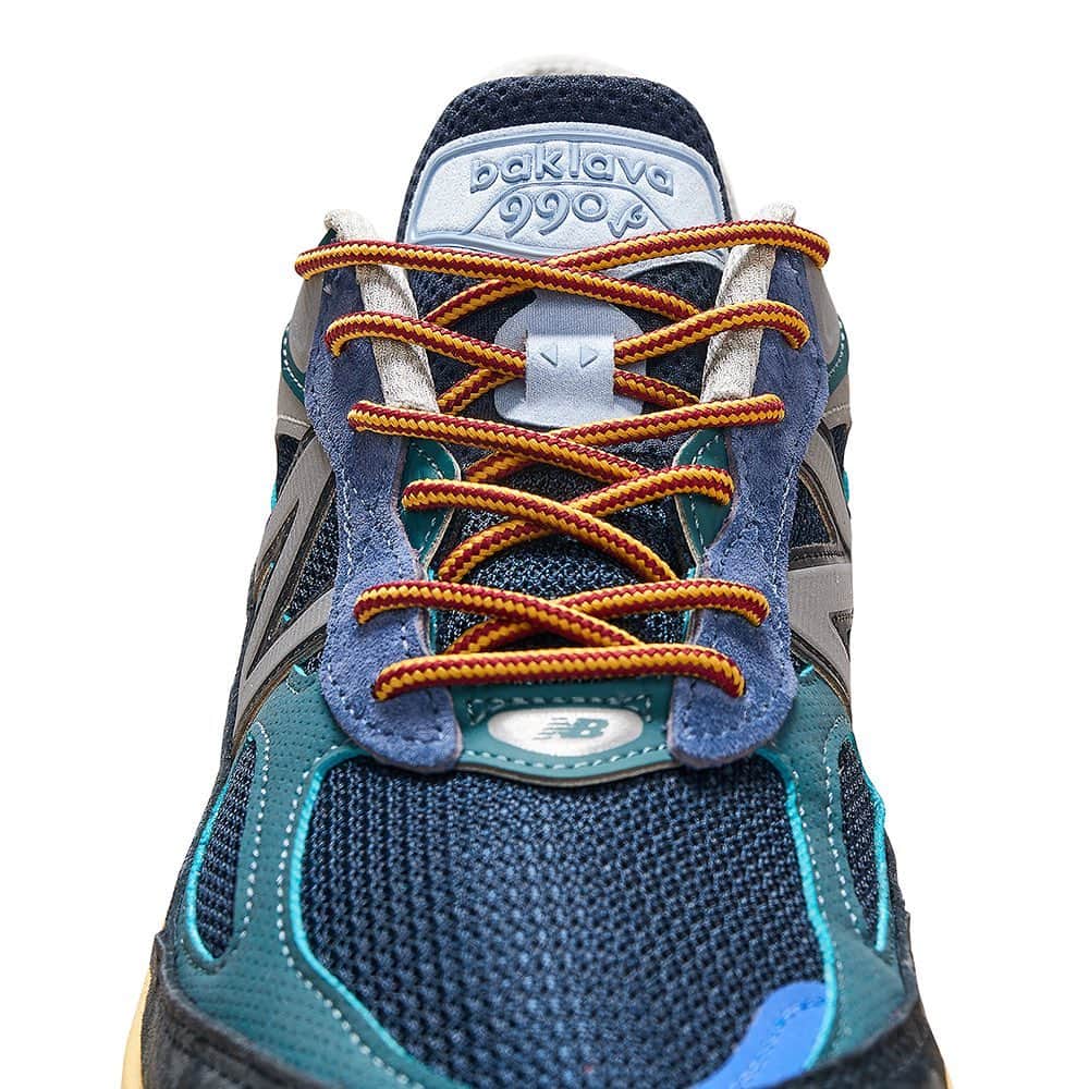 EYESCREAMさんのインスタグラム写真 - (EYESCREAMInstagram)「『Action Bronson × New Balance Made in USA 990v6 ”Lapis Lazuli”』が6月30日より日本国内でも発売。詳細はMasteredにて✔︎  @bambambaklava @newbalance #actionbronson #newbalance #shoes #kicks #sneakers #footwear #990 #990v6 #style #everythingmastered #ニューバランス #🆕」6月23日 0時00分 - masteredjp
