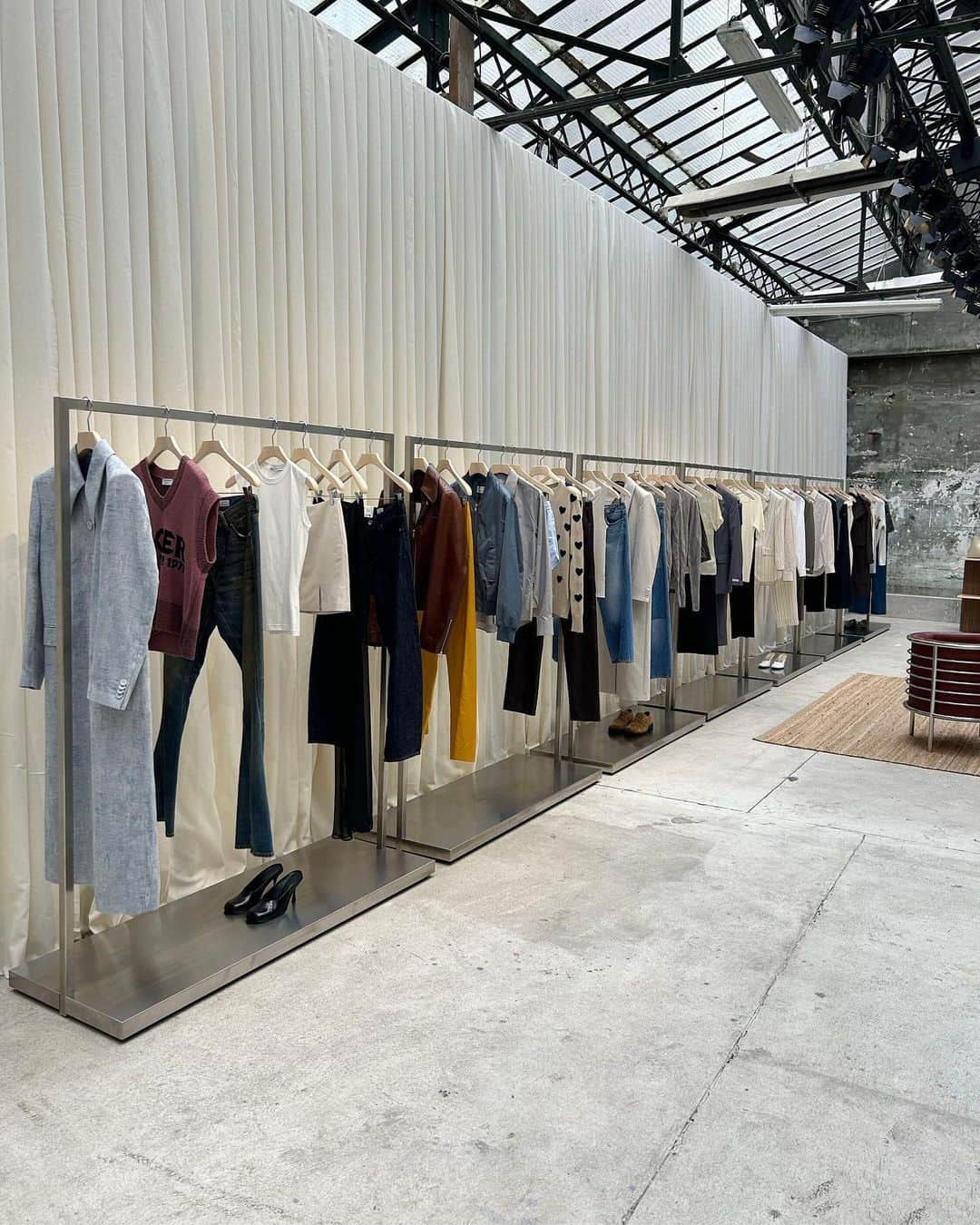 タイガーオブスウェーデンのインスタグラム：「A preview of our showroom in Paris, where we are showcasing our Spring Summer 2024 Collection, 'Söt!', under the creative direction of Bryan Conway.  With deep roots in craftsmanship and heritage, Paris Men's Fashion Week offers the perfect international stage to showcase the latest collection. #TigerofSweden #PFWM #PFW」