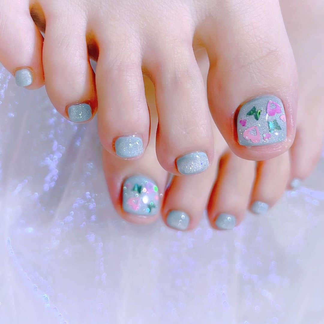 なかやまちえこさんのインスタグラム写真 - (なかやまちえこInstagram)「おもちゃみたいなネイル♡⠀ ⠀ @chapon_930 ⠀ #nail #nails #nailart #ネイル #美甲 #ネイルアート  #japanesenailart #manucure #japanesenails #manicurist #gelnails #أظافر #네일아트 #미용  #เพ้นท์เล็บ #artedeuñas #เพ้นท์เล็บเจล #ジェルネイルデザイン #ネイルデザイン #nagelkunst #マグネットネイル #magneticnails  @aby_sharenail」6月23日 0時04分 - chiekonakayama