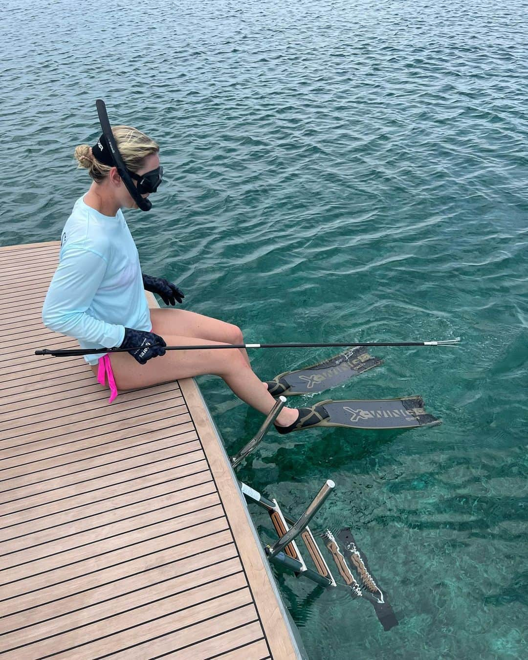 リンゼイ・ボンさんのインスタグラム写真 - (リンゼイ・ボンInstagram)「Took a quick break last weekend.  Nerded out with all my new free diving gear (thx Mares🤿 🙏🏻) and got to play footsie with some very friendly stingrays. Thankful for those amazing few days. Now it’s back on the road again for your regularly scheduled hustle 💪🏻」6月23日 0時08分 - lindseyvonn