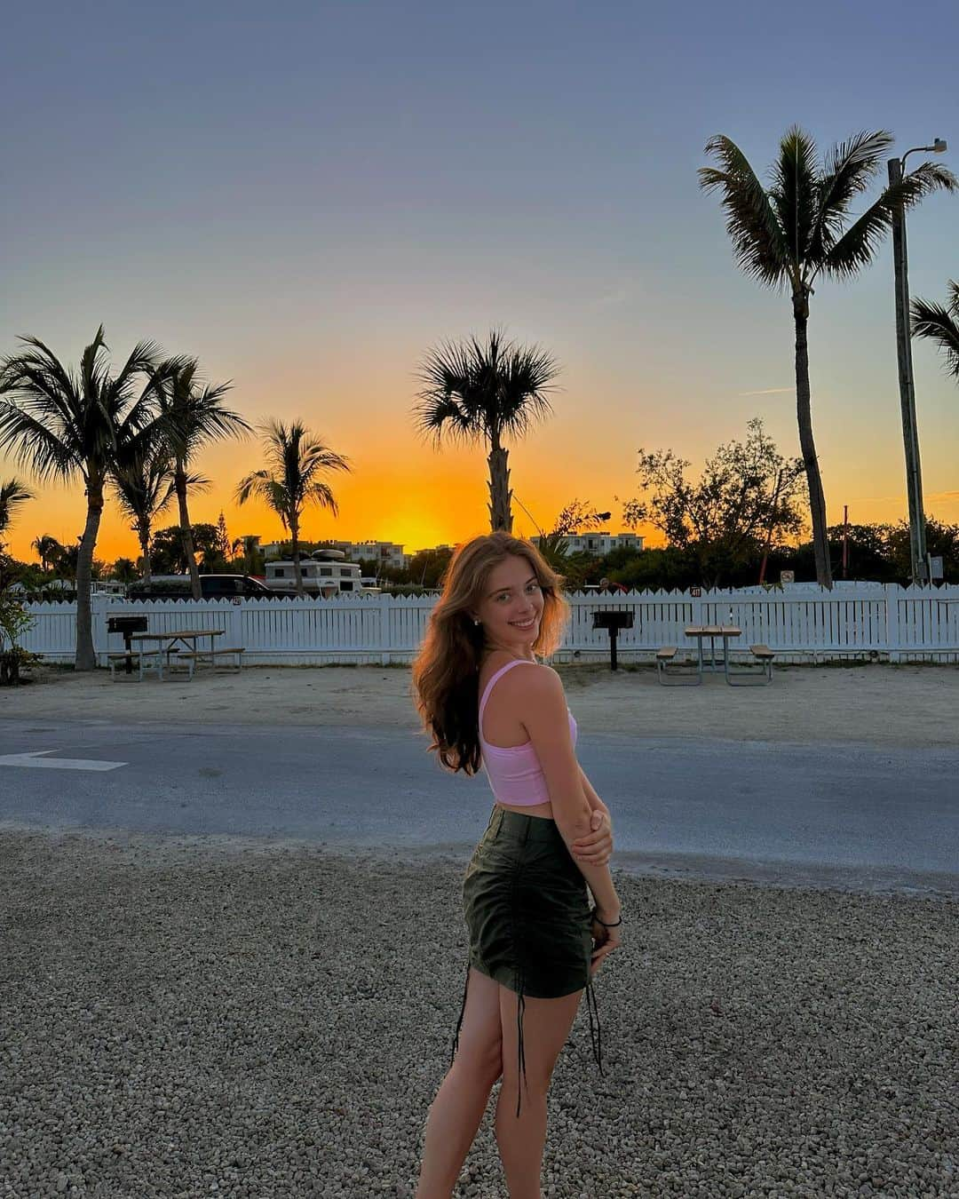 Justine Brasseurさんのインスタグラム写真 - (Justine BrasseurInstagram)「More sunsets post coming (obviously)🤭🌅」6月23日 0時19分 - minijuju10