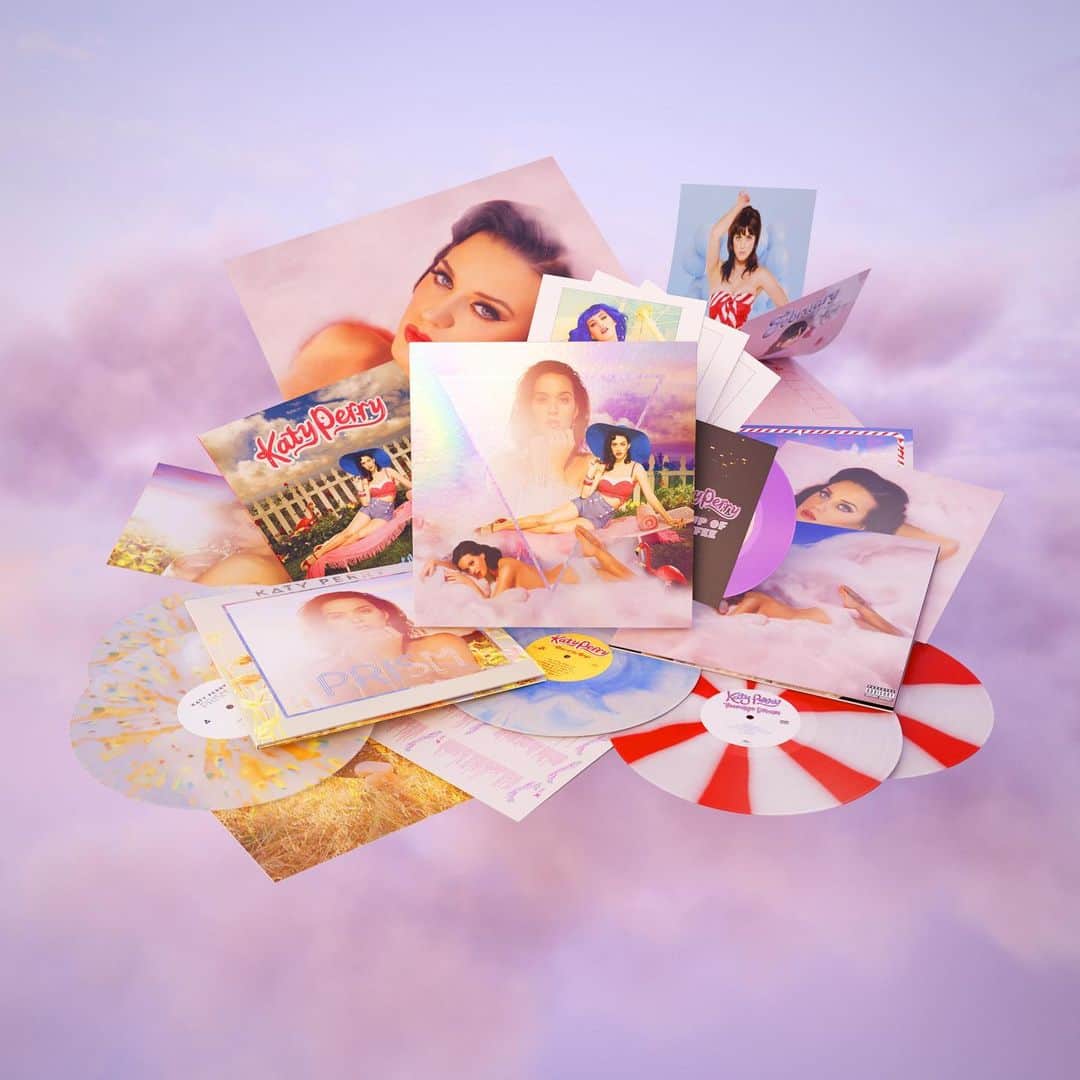 ケイティ・ペリーさんのインスタグラム写真 - (ケイティ・ペリーInstagram)「KatyCats, I 👀 you and👂🏻you! The Katy CATalog Boxset ‼️SOLD OUT‼️in less than 24 hours, but I JUST made a limited amount available 🙏🏻♥️   Order your individually numbered boxset at link in bio… but seriously hurry – cuz once this batch has gone, I lit can’t make anymore! 😅😬」6月23日 0時58分 - katyperry