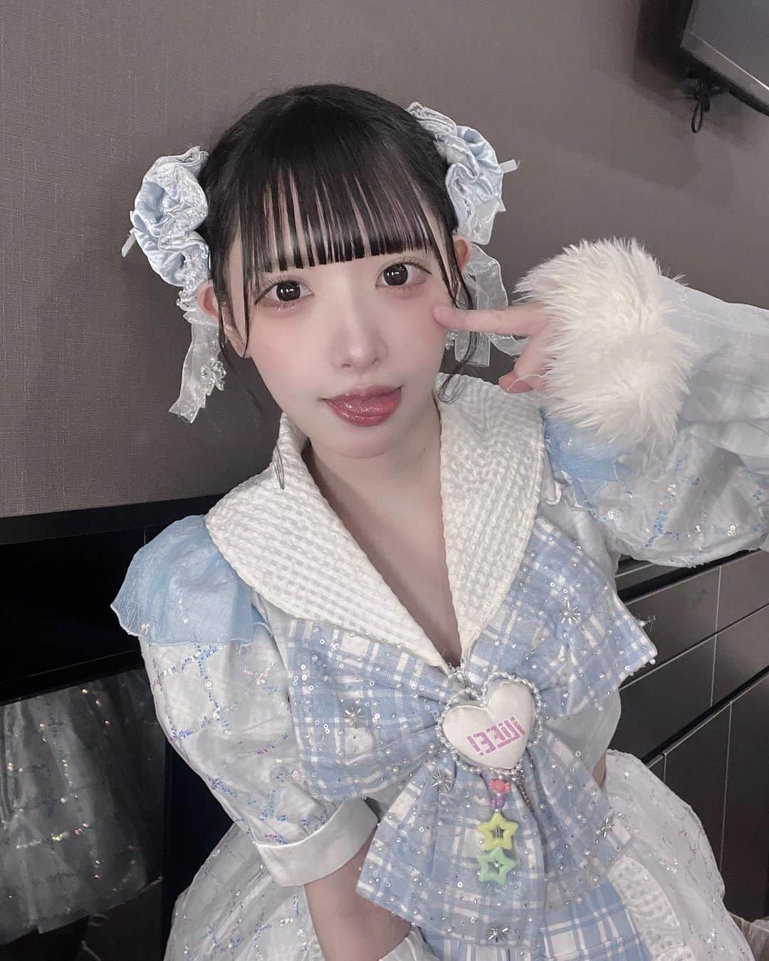 深月らむのインスタグラム：「小籠包❗️肉末焼餅❗️青椒肉絲❗️甜麺醤❗️炸醤麺❗️読めるか❓」