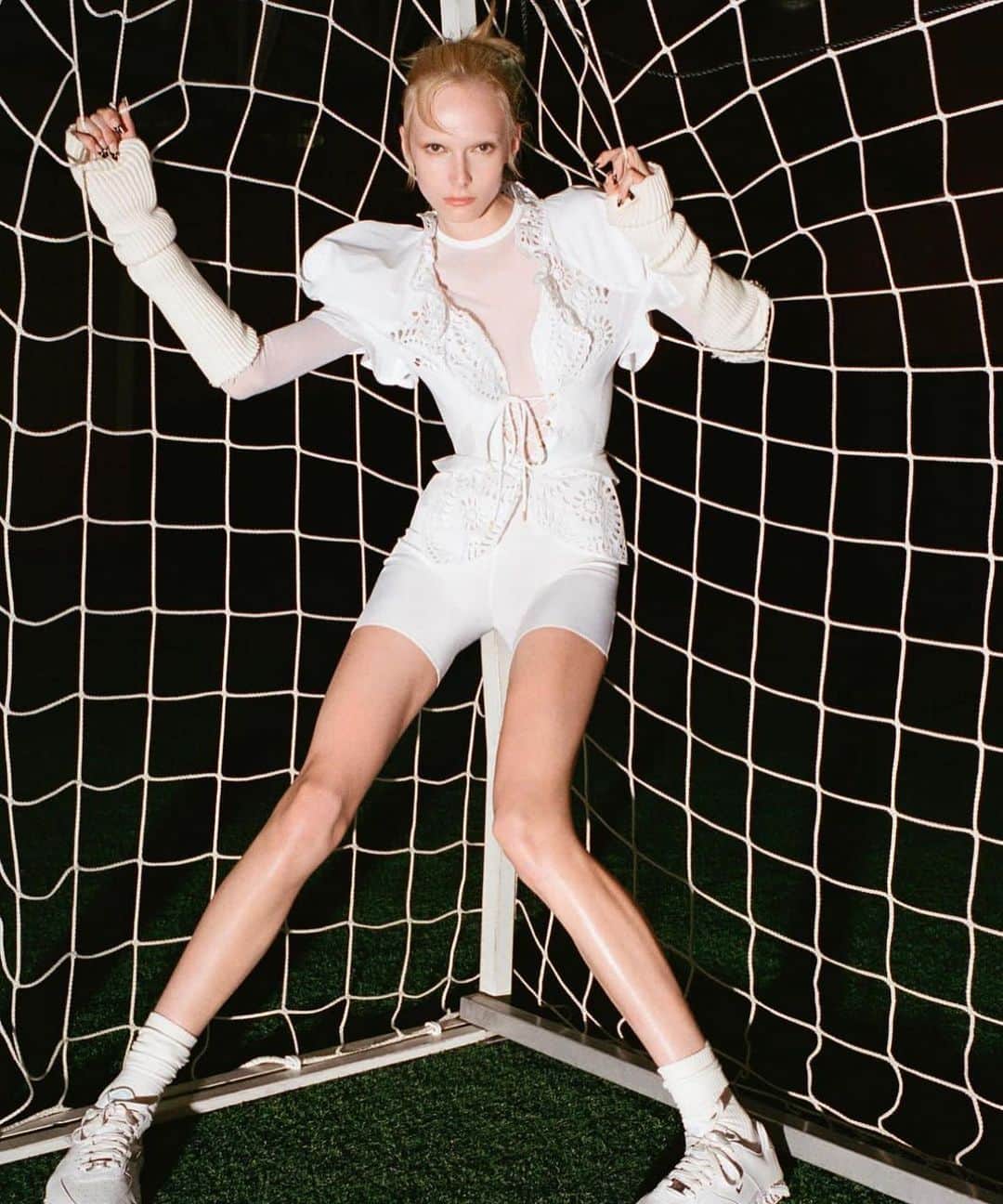安田直美のインスタグラム：「@alexconsani JUST DID IT🏀⚽️🏉🎾🏈　 @nike x @jacquemus x @ssense🖤  PHOTOGRAPHER: Richie Shazam @richieshazam  TALENT: Alex Consani @alexconsani  CREATIVE @samantha_adler  STYLING : Dara Allen @dara._  MAKEUP: Rommy Najor @rommynajor  HAIR: Sonny Molina @sonnymolinahair  MANICURIST: Naomi Yasuda @naominailsnyc  PRODUCTION: Family Projects @family.projects  PUBLISHED: June 2023」