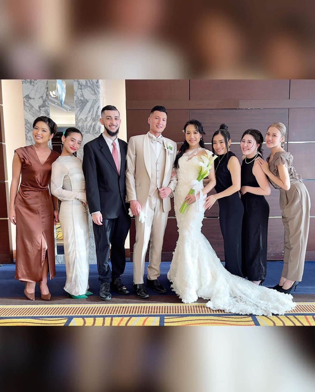 NaNaさんのインスタグラム写真 - (NaNaInstagram)「Happy Happy Wedding YURI & Eva💐🤵‍♂️👰‍♀️💖二人とも本当に輝いてた…🥹✨ 大好きな二人の門出を全力でお祝いできて嬉しかったー❣️笑って泣いて最高の日でした！そしてSweet Roomのみんなや普段なかなか会えない方にも会えて嬉しかったぁ😻💕サプライズで最後に"Fly to the sky"流してくれて嬉し過ぎたよ😿✨ @7tokyostudio.art で、大事なWedding photoも撮らせていただきました！素敵に飾ってくれてありがとう🥹💖 YURI、Evaちゃん末永くお幸せに…✨そしてこれからも仲良くしてねー🤝本当に本当におめでとう💕💕💕  #前世はきっと兄弟姉妹 #和装もドレスも最高 #カンペ #おら人生初スピーチ #四次会までいった人ぷちゃへんざ #ご本人たちわんこテキーラ #私のビンゴの景品はテキーラでした #コーラがぶ飲みおしくも2位 #世界で1番幸せな日」6月23日 3時39分 - nana_music