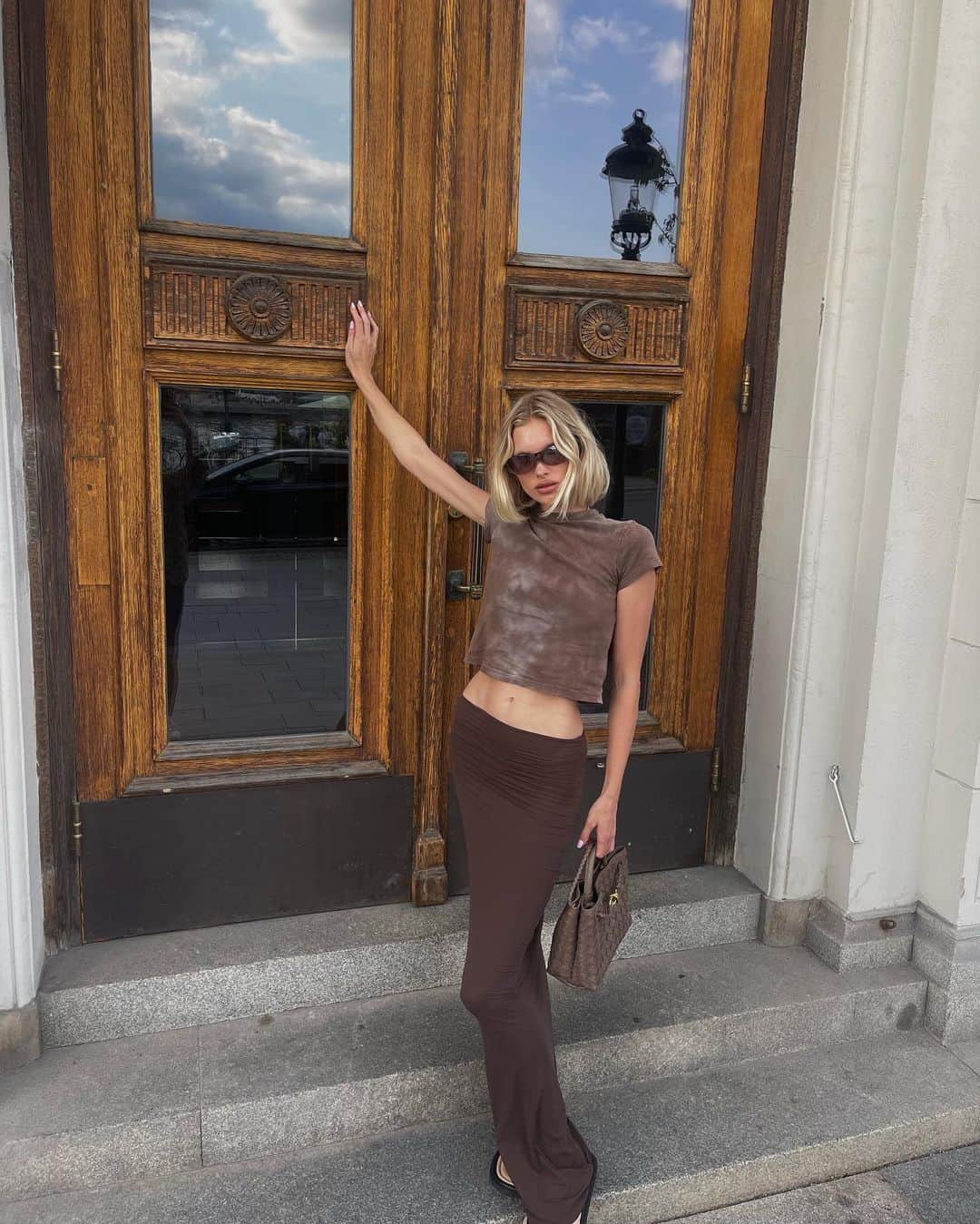 エルザ・ホスクのインスタグラム：「Stockholm🤍❣️❤️‍🔥」