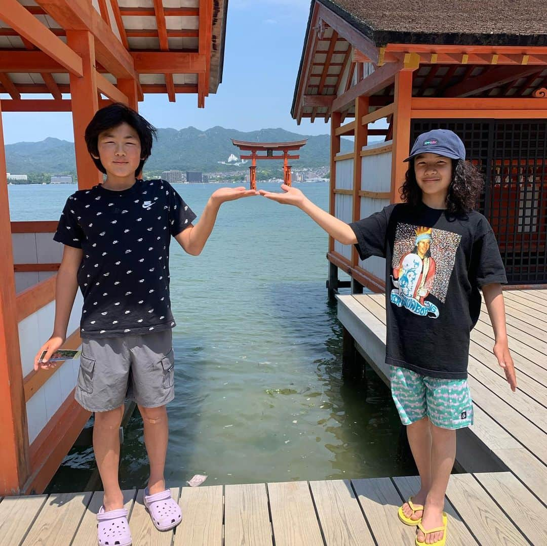 上田ユキエさんのインスタグラム写真 - (上田ユキエInstagram)「🇺🇸 Family Japan Trip 🇯🇵 前半戦。広島県〜鳥取県〜島根県〜山口県。広島原爆ドーム、大山、出雲大社、足立美術館、宮島、錦帯橋。  #family #trip #japan」6月23日 6時06分 - yukie_ueda