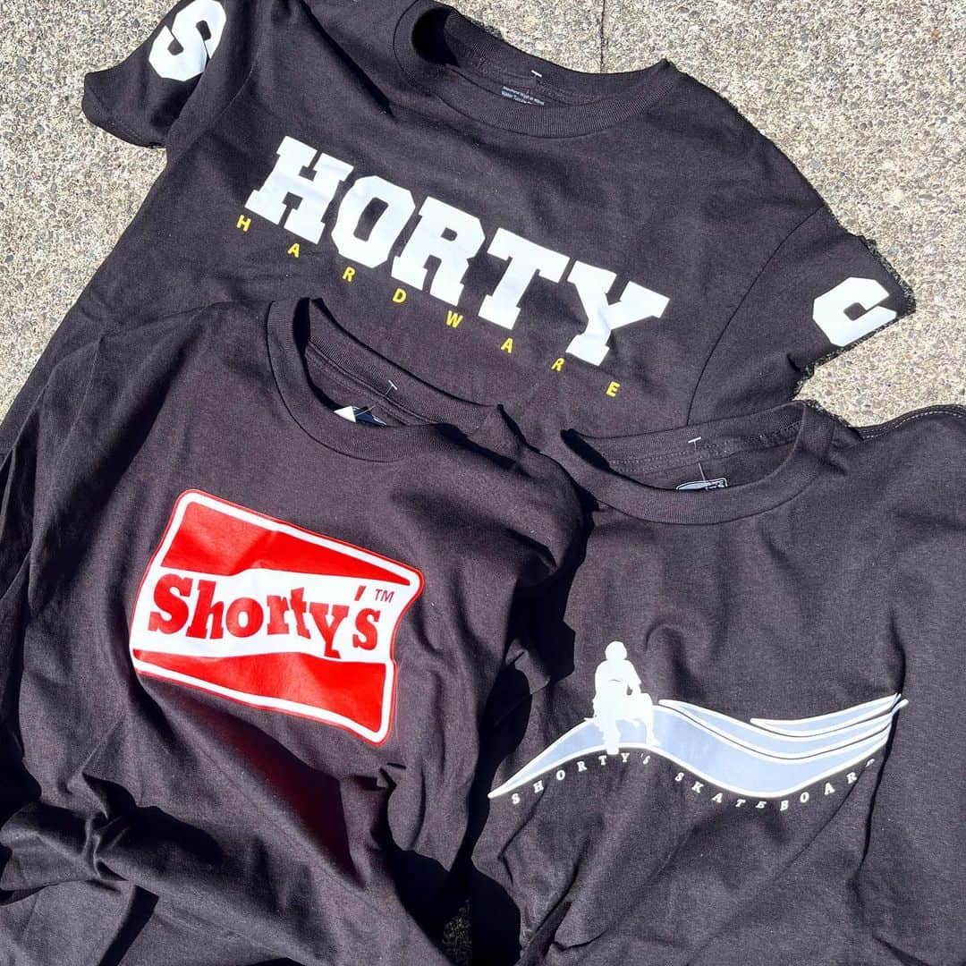 zumiezのインスタグラム：「Zumiez should bring back _______」
