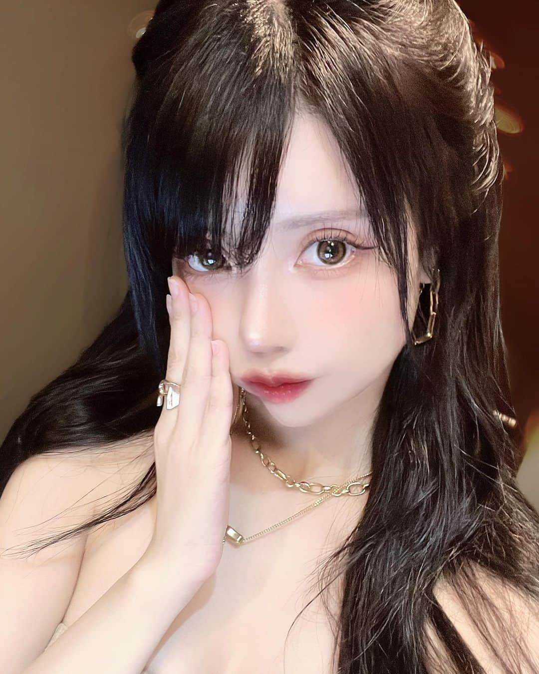 Seinaのインスタグラム：「ご要望があったので…🤭🖤 . みんな心身ともに健康でいてね。 暑いから水分とって！ごはんたべて！ . . . . #selfie #ママコーデ #ママファッション #ママガール #shein #shein #엄마 #패션 #패션피플 #패션코디」