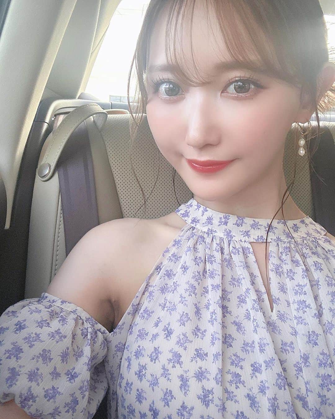 菅野結以さんのインスタグラム写真 - (菅野結以Instagram)「結以プロデュース史上最大規模プロジェクト 大進行中 at 富山 ⛑⛏💥 ⁡ この制作と撮影のため富山に通いはじめて1年超 ようやくみえてきました 完成までの密着動画もとってもらってるの🫀おたのしみに ⁡ #ゆいしふく はBloom Museのblue 💙 @crayme_official  透明感が爆誕する、通称透明人間ドレス🧊 ⁡ 華奢みえすごいしさらっとらくちんだから 新幹線移動ある日にもとてもよいの🫶🏻おきにいり ⁡ #crayme #acidbrightlove #2023ss #summerdress」7月22日 11時34分 - yui_kanno