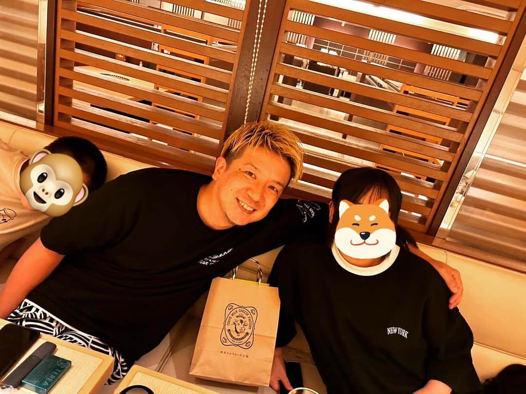 こーいちのインスタグラム：「お前ら2人！ サンブとの約束忘れんなよ！  #この日を楽しみにしてた2人 #交渉からの成立」