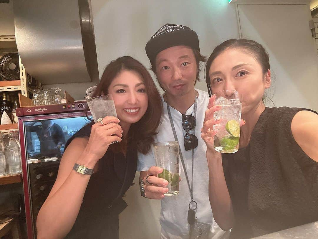 中川愛海さんのインスタグラム写真 - (中川愛海Instagram)「のりちゃんと念願の「高麗亭」Hawaiiで会って日本で肉食べようと約束したのでやっと行けました！ 食レポはまたアミュランで😊 からの「チャイニーズTAMA」行って最後は「yamaのuchi」胃袋どうなってんの？笑 今回は4軒目は家飲みですぐ解散でしたが、よく回った！ 改めて前回肉の後8軒行ったメンバー恐ろしい！笑 のりちゃんまた飲みましょ😊 @noriko_kumehara  #中川愛海 #一日一回カンパイ #高麗亭 #琉球チャイニーズtama #yamaのuchi #家飲み #最高メンバーでした #みんなありがとう #キム社長ありがとうございます🤗🙌🏻」7月22日 11時54分 - ami_nakagawa_