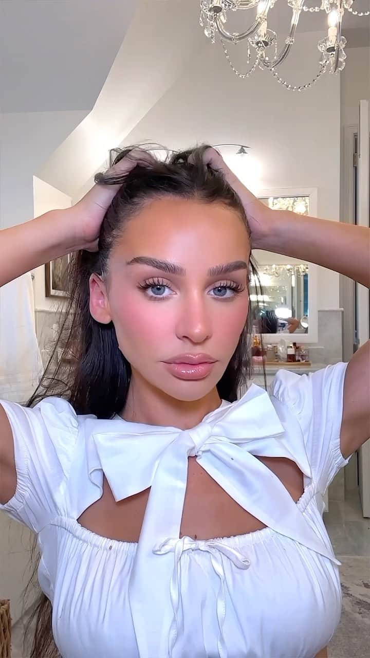 のインスタグラム：「simple #makeup today👧🏻💖 #makeuptutorial」