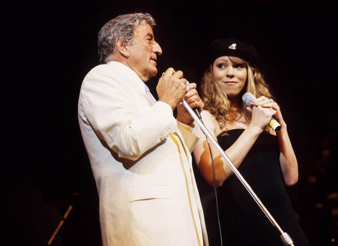 マライア・キャリーのインスタグラム：「Rest in Peace Tony Bennett. It was such an honor to work with one of the world's most beloved, respected and legendary singers of the past century. We will miss you ❤️」