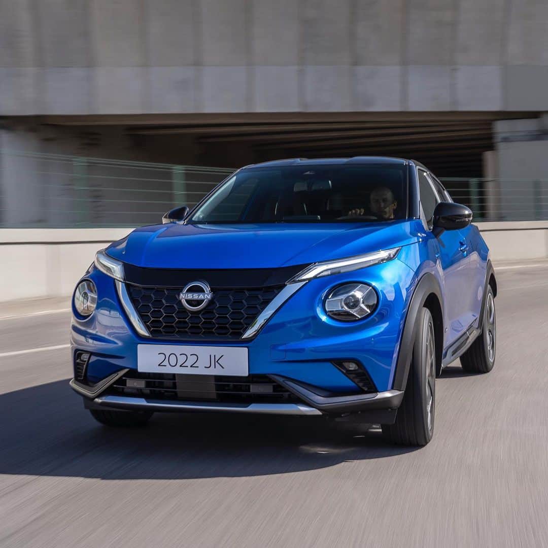 Nissanさんのインスタグラム写真 - (NissanInstagram)「Cool, sporty & powerful, that's the Nissan Juke 🔥  #Nissan #NissanJuke #Juke #Crossover #SUV」7月26日 22時05分 - nissan