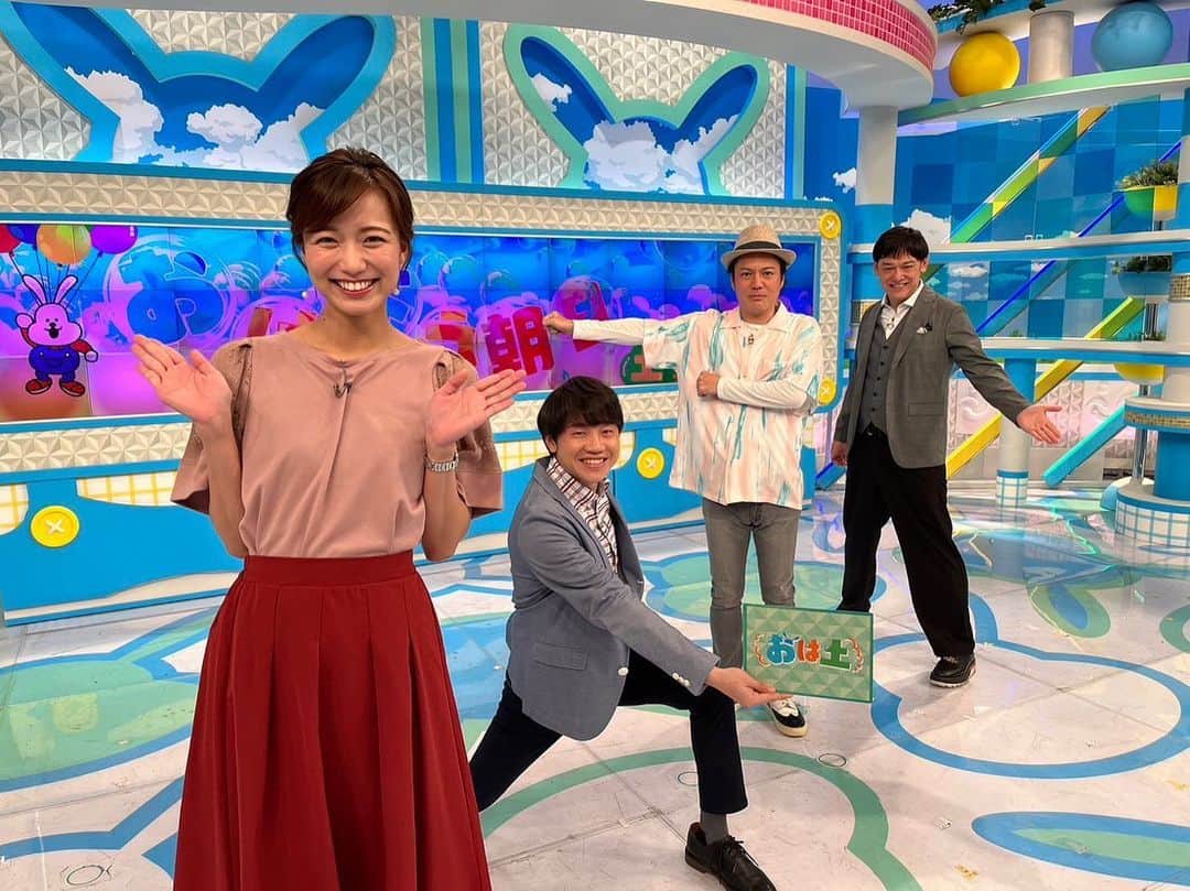 朝日放送「おはよう朝日土曜日です」のインスタグラム：「おは土始まりました！ 蒸し暑い1日☀️夕立に注意☔️ #おは土#おはよう朝日土曜日です#ABCテレビ #シャンプーハット#恋さん#てつじ #北村真平#斎藤真美#ABCアナウンサー #小椋寛子#堀くるみ#佐藤悠#気象予報士」