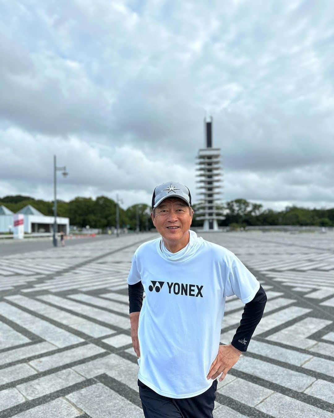 金石昭人さんのインスタグラム写真 - (金石昭人Instagram)「カネやん散歩🚶  東京は涼しい朝😄 散歩日和🚶運動日和✌️  そらジロ〜😙笑  どや  #カネやん散歩 #涼しい朝 #散歩日和 #運動日和 #どや」7月22日 7時15分 - kaneishiakihito