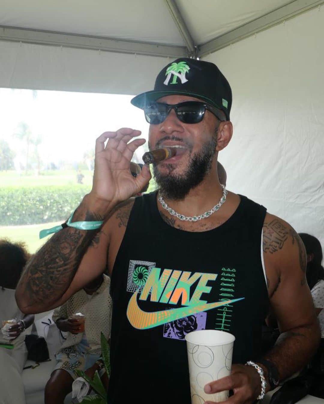 スウィズ・ビーツさんのインスタグラム写真 - (スウィズ・ビーツInstagram)「My brother @djkhaled golf 🏌🏾‍♀️⛳️🏌🏾‍♂️⛳️event was smoking hot in Miami 🥵🥵🥵🥵」7月22日 7時17分 - therealswizzz