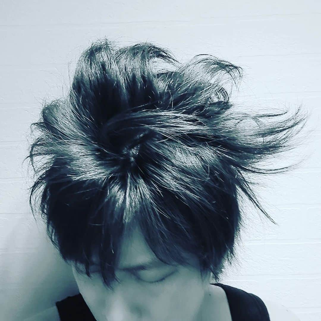 KEIさんのインスタグラム写真 - (KEIInstagram)「寝癖コレクション2023Summer  #ねぐこれ」7月22日 7時30分 - kei_gt_inst