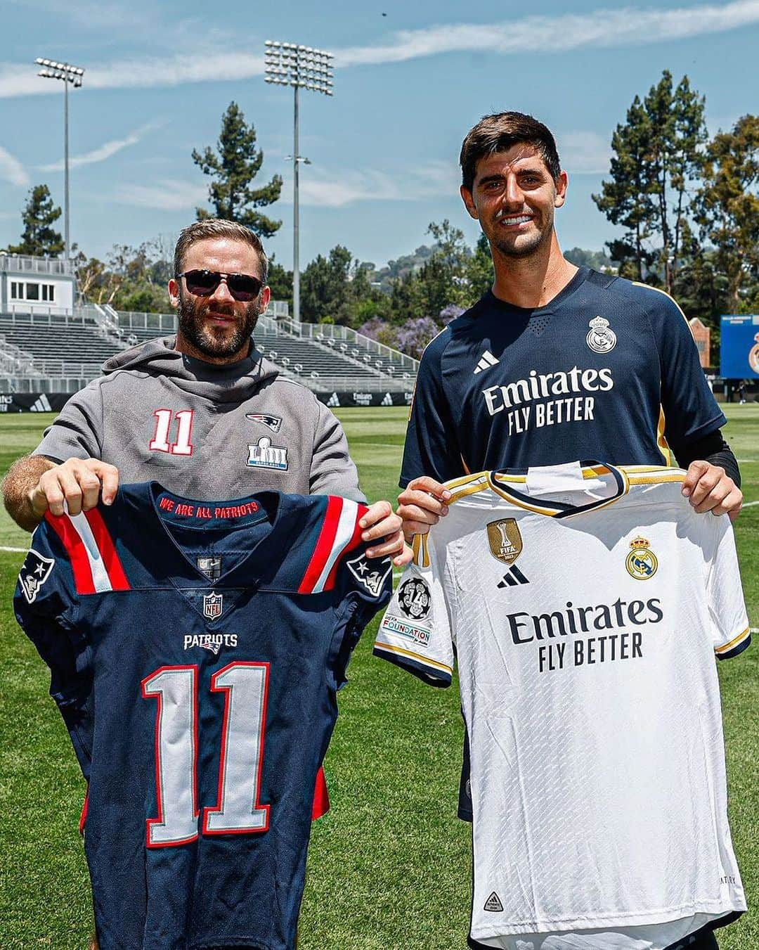 ティボ・クルトゥワさんのインスタグラム写真 - (ティボ・クルトゥワInstagram)「Hands team 🤝」7月22日 8時16分 - thibautcourtois