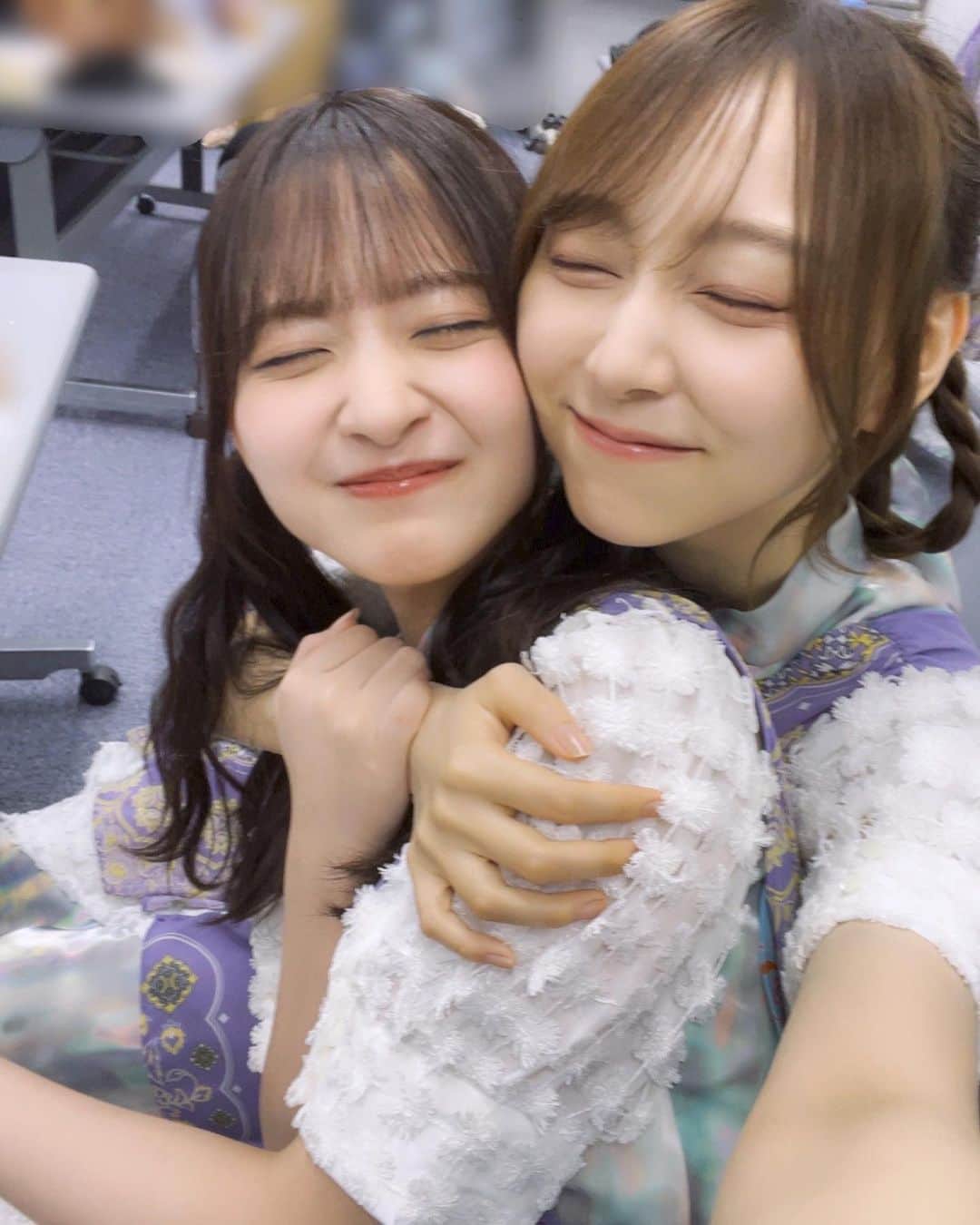 金川紗耶さんのインスタグラム写真 - (金川紗耶Instagram)「弓木奈於集！！！  #乃木坂46  #金川紗耶  #弓木奈於  #sayagram  #ツーショット  #いろんな方法で写真撮ってます #映える写真の撮り方教えてください  #カメラ  #📷」7月22日 8時54分 - saya.kanagawa_official