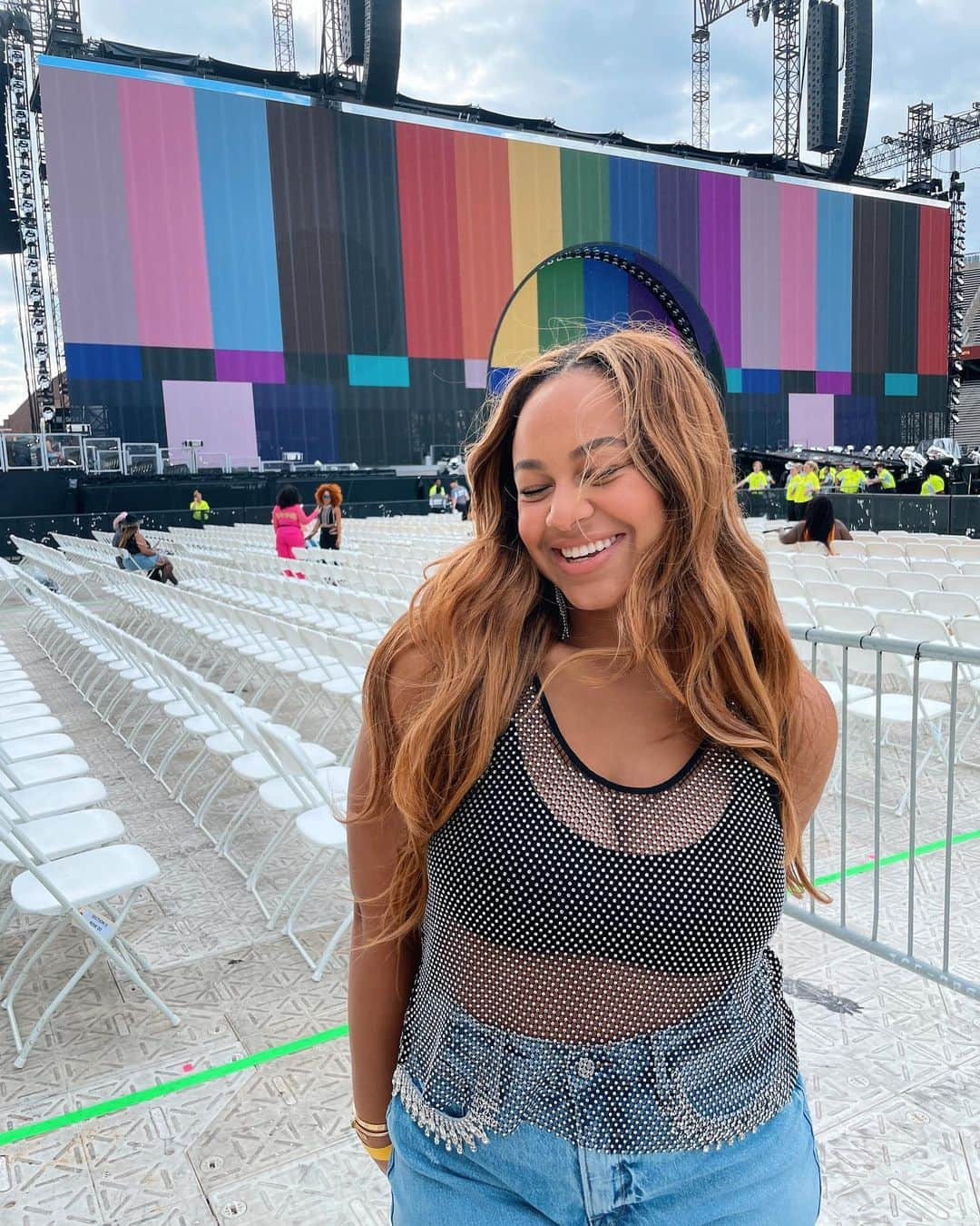 Nia Sioux Frazierのインスタグラム：「Can cross the Renaissance World Tour off my bucket list✔️」