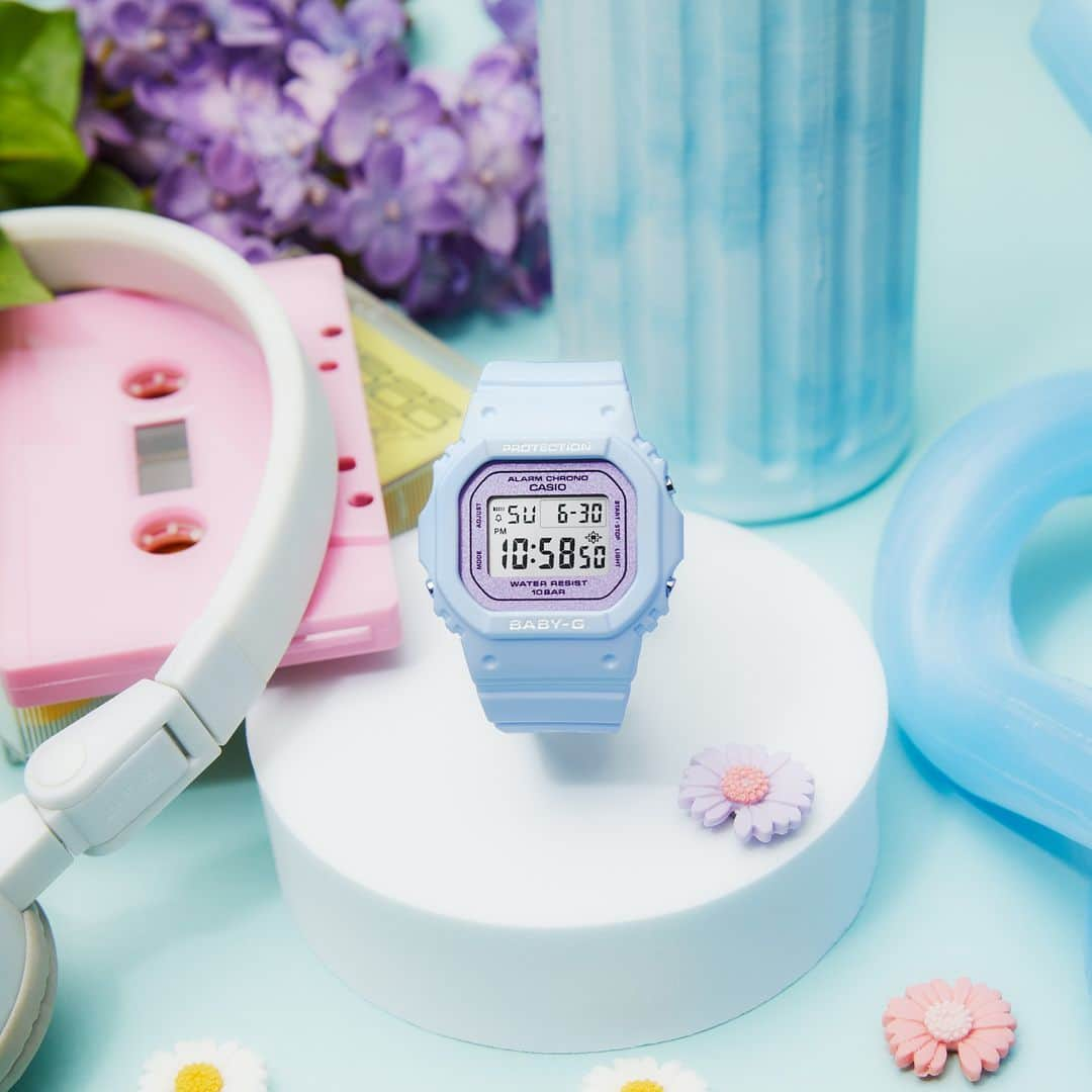 CASIO BABY-G Japan Officialさんのインスタグラム写真 - (CASIO BABY-G Japan OfficialInstagram)「. 今旬な天使界隈コーデにブルーのBABY-Gはいかが？👼💜見ためのかわいさはもちろん光を受けて輝くパール塗装のフェイスが気分を盛り上げてくれる🙌✨ . BGD-565SC-2JF　¥10,450 *tax included . #BABY_G #babyg_jp #GSHOCK #G_SHOCK #watch #腕時計 #CASIO #レディースウォッチ #手元倶楽部 #手元くらぶ #腕時計くら部 #腕時計好き #パステルカラー #パステルコーデ #夏の思い出 #BGD565」7月18日 15時00分 - babyg_jp