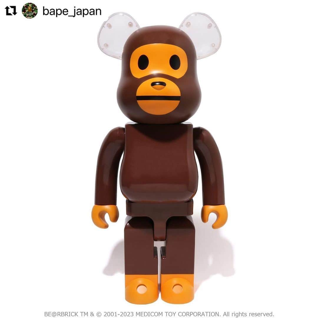 MEDICOM TOYさんのインスタグラム写真 - (MEDICOM TOYInstagram)「#Repost @bape_japan with @use.repost ・・・ To celebrate the 30th anniversary of the brand, the new "EAR CLEAR Ver." from the "BE@RBRICK" of "BABY MILO®︎" will be available in limited numbers.   The BE@RBRICK BABY MILO®︎ series has been developed in many different variations thanks to the long-standing partnership between BAPE®︎ and MEDICOM TOY. This time, for the first time in the series, the ears are transparent with clear parts. This is the most basic yet special product of the 30th anniversary. It is available in two sizes: 400% (approx. 28 cm) and 1000% (approx. 70 cm).   This adorable item will be available at BAPE.COM and at authorized A BATHING APE® stores from Saturday, July 22nd, 2023.   @medicom_toy   #bape #babymilo #BEARBRICK」7月18日 14時09分 - medicom_toy