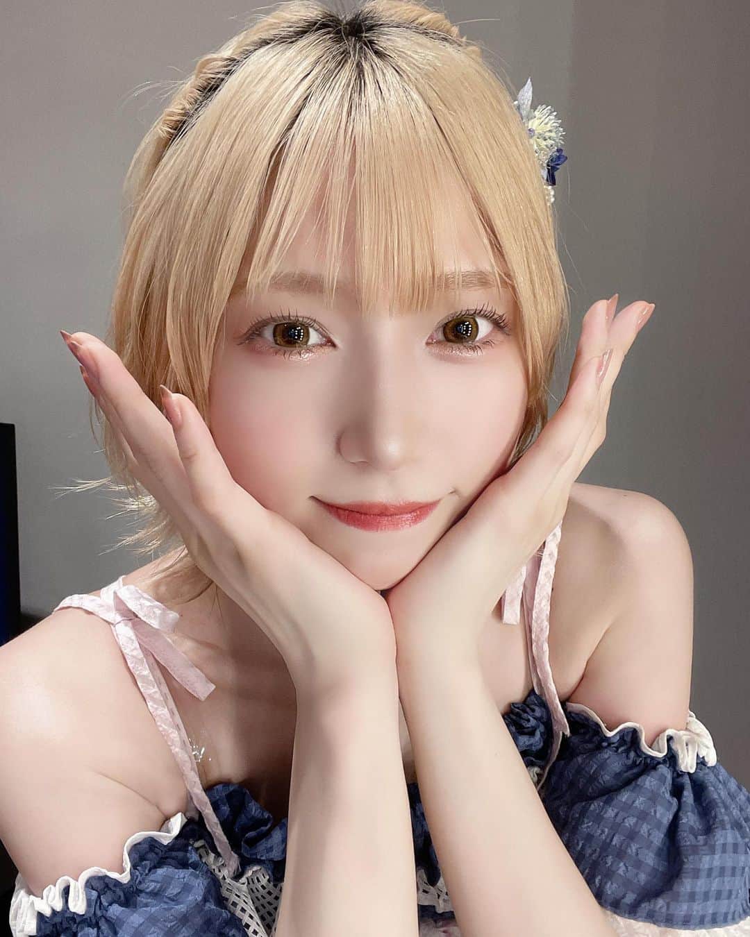 茂木忍のインスタグラム：「🎀IDOL SQUARE2023🎀 . 夏感じました🌻🌈」