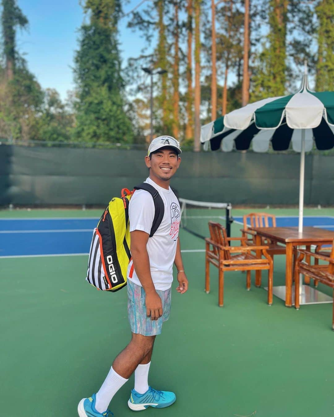 タッド・フジカワさんのインスタグラム写真 - (タッド・フジカワInstagram)「Cheesin' with my @ogio pickleball bag! 😁 Swipe left for some around-the-post highlights! 🤩  Go check out their new line. #ogiopickleball   • • #pickleball #professional #athlete #golf #bag #pickleballbag #partner #ogio」7月18日 6時24分 - taddy808