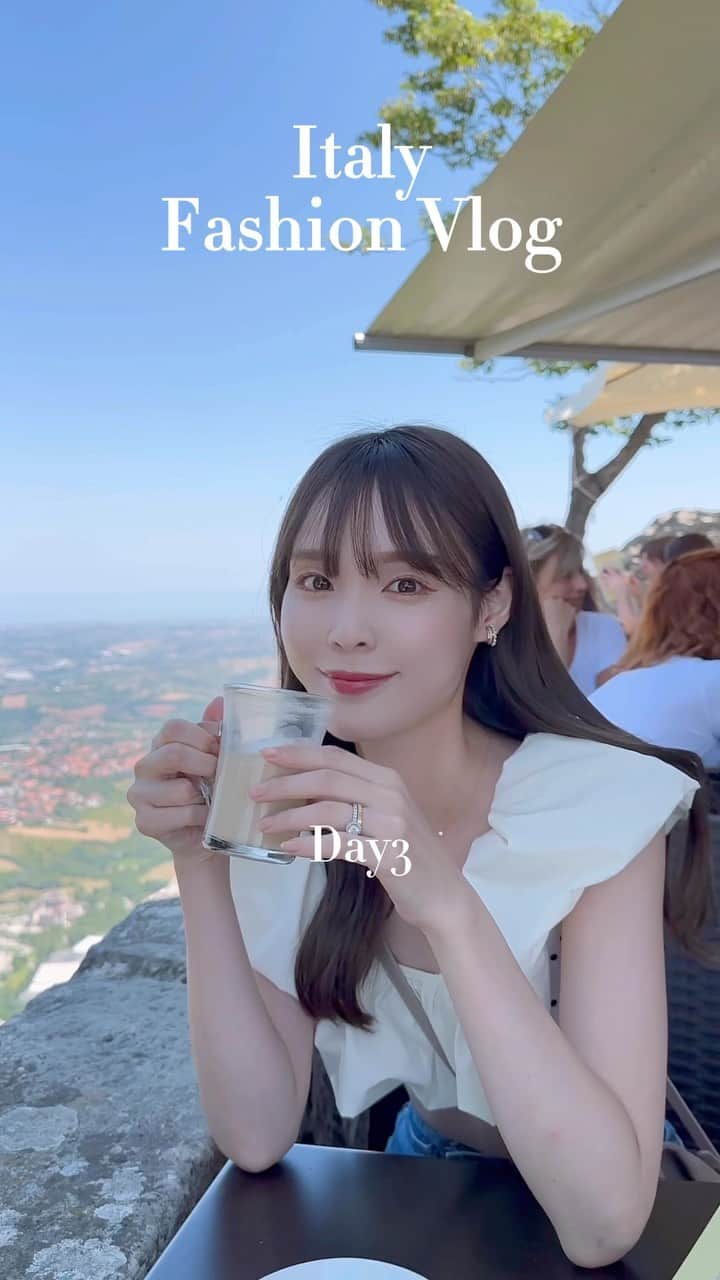 磯田 ひかる(Hikaru Isoda) のインスタグラム：「イタリア旅行コーデvlog🇮🇹どれが好き？  —————————— picaru：162cm / 骨格ウェーブ 1st ブライトスプリング 2nd ブライトサマー  大人可愛いスタイルアップコーデ ヘアメイクを合わせた トータルスタイリングを提案🤍  不定期にストーリーで ファッションお悩み相談募集中🥰 ——————————  他の投稿を見る→【@picaruuu】  #イタリア #イタリア旅行 #コーデ #今日のコーデ #毎日コーデ #旅行コーデ #夏服 #夏コーデ」