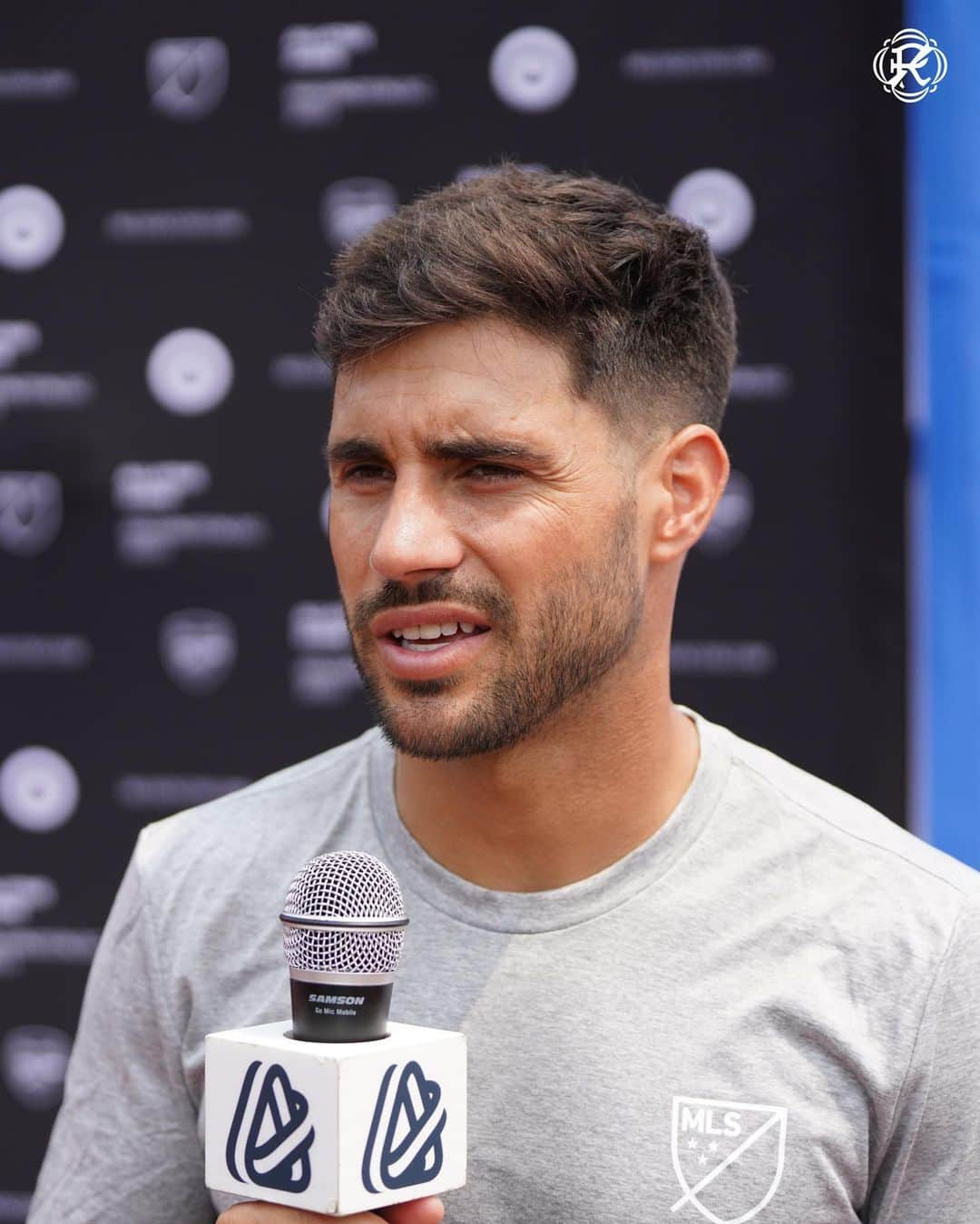 カルレス・ヒルさんのインスタグラム写真 - (カルレス・ヒルInstagram)「Leading the league in assists. Second in goal contributions. Carles Gil. #mlsallstar」7月18日 9時32分 - carlesgil92