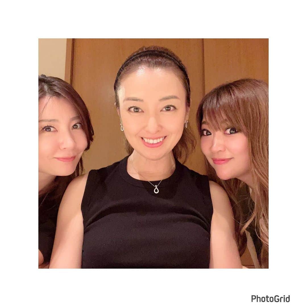 川村ひかるのインスタグラム：「❤︎  美味しいものを食べると 笑顔になるね🫶🫶  女子会なのに集合写真がないのが残念💦 最近コースのお料理は量が食べれないねと話題になる。 年齢と共に消化力が落ちてしまうけど『はる』のお料理は季節を感じる食材と優しい味付けで野菜もたくさんあり、みんなモリモリ食べてました😆☺️  #和食  #御成門はる」