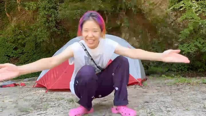 あやぺたのインスタグラム：「初めてのマイテント張り⛺️  #キャンプ #キャンプ初心者」