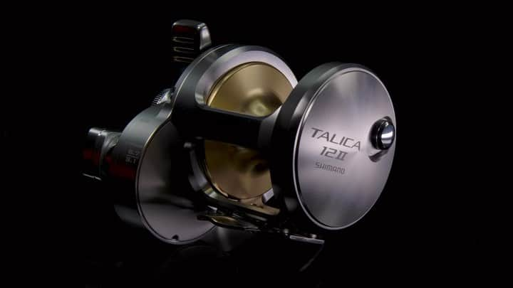 シマノ｜Fishingのインスタグラム：「New For 2023: The benchmark for small 2-speed lever drag performance, the all-new Talica 12IIA and 16IIA raise the bar as Shimano’s flagship reel again with ultra-smooth reeling and powerful drag performance to conquer long battles with trophy game fish. The addition of Shimano’s innovative Infinity Drive technology leverages a new drag design to increase drag force while reducing side-load pressure to produce up to 30% lighter rotation during tough battles and high-drag situations. The new generation of Talica now features X-Protect technology to boast high-level water resistance in vital areas to improve durability without sacrificing a light gear feel. The included Light-Line Drag Cam provides added versatility with a lower drag curve for anglers fishing monofilament or lighter fluorocarbon leaders. These new reels feature a HAGANE Body made of highly-rigid aluminum to reduce the reel’s overall weight while eliminating reel body flex, warp, and distortion to allow for smooth reeling with minimal power loss during challenging battles. Improving on its S-Compact body design, the palming side plate is an additional 6% smaller than the previous generation. PUSH THE LIMITS, Shimano’s all-new Talica 12IIA and 16IIA are the pinnacle of performance anglers need to battle the toughest fish in the harshest conditions.  Featuring: Infinity Drive X-Protect HAGANE Body S-Compact Body: 6% Smaller than the Previous Generation Cross Carbon Drag Dual Drag Cam for Braided Line and Monofilament  #FishShimano #Talica #ShimanoTalica #NewFor2023」