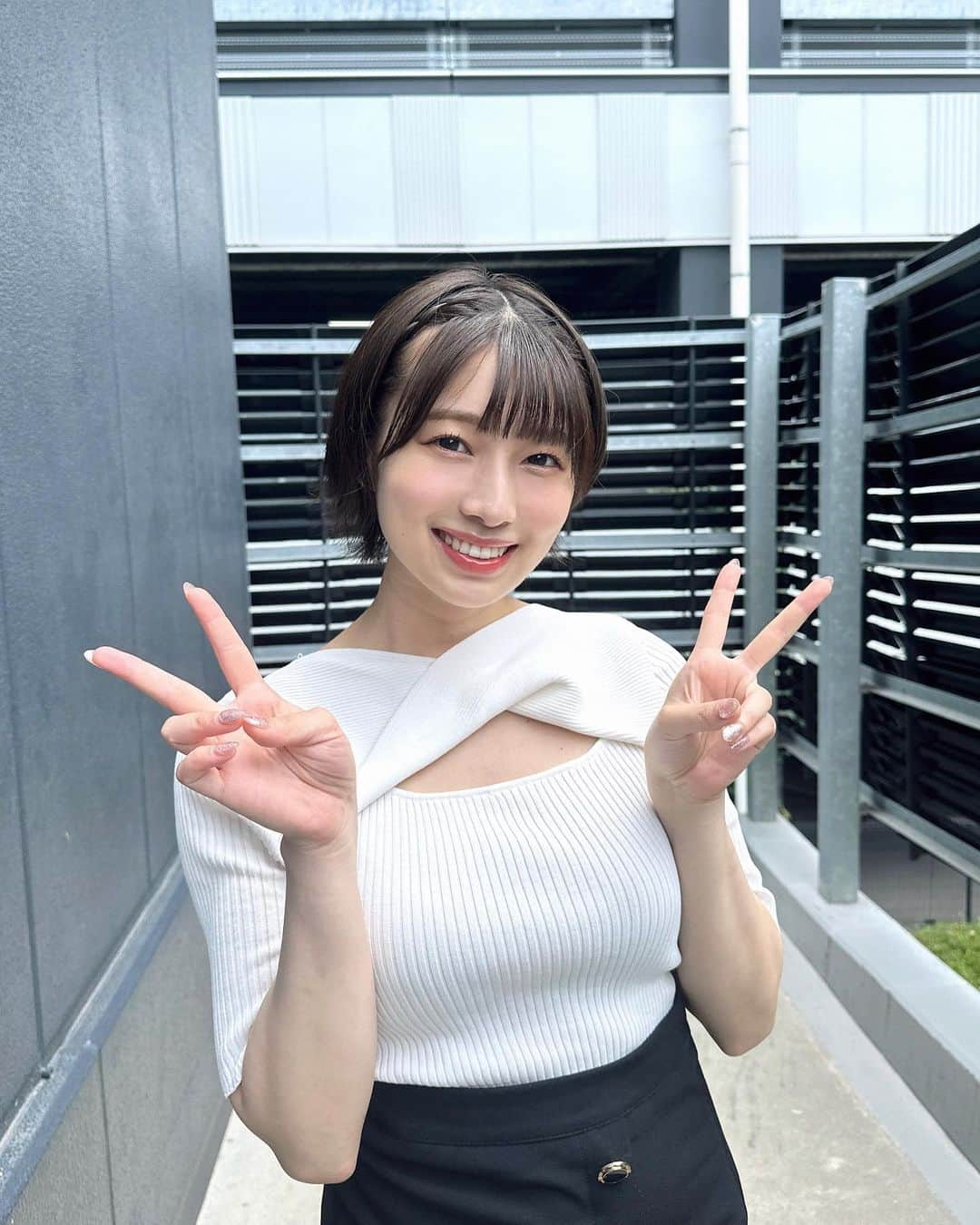 安部若菜さんのインスタグラム写真 - (安部若菜Instagram)「安部若菜 22歳になりました！  いつも応援してくださる方や周りの方に 沢山恩返し出来るようなハッピーな一年にします！  #誕生日 #幸せです 🎂 #いつもありがとうございます 🎂🎉」7月18日 19時00分 - _wakapon_