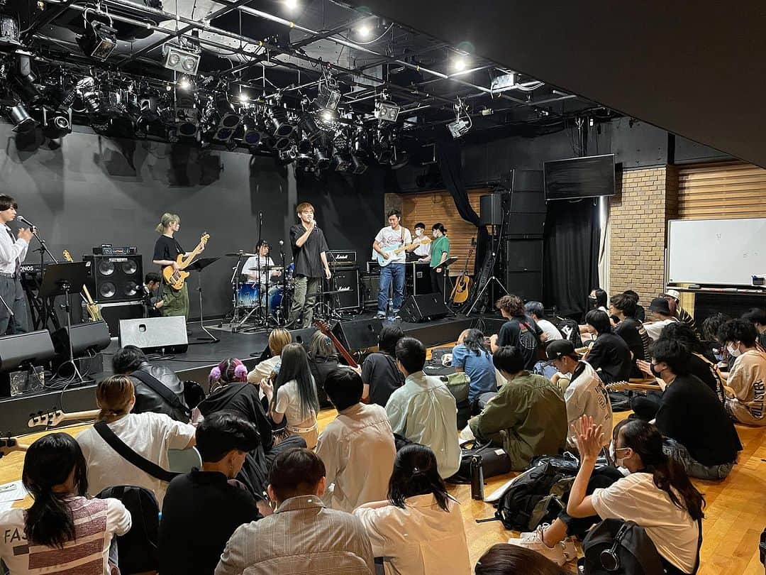 名古屋スクールオブミュージック＆ダンス専門学校のインスタグラム：「ミュージシャン、音響、 合同アンサンブル授業！！ #nsm」