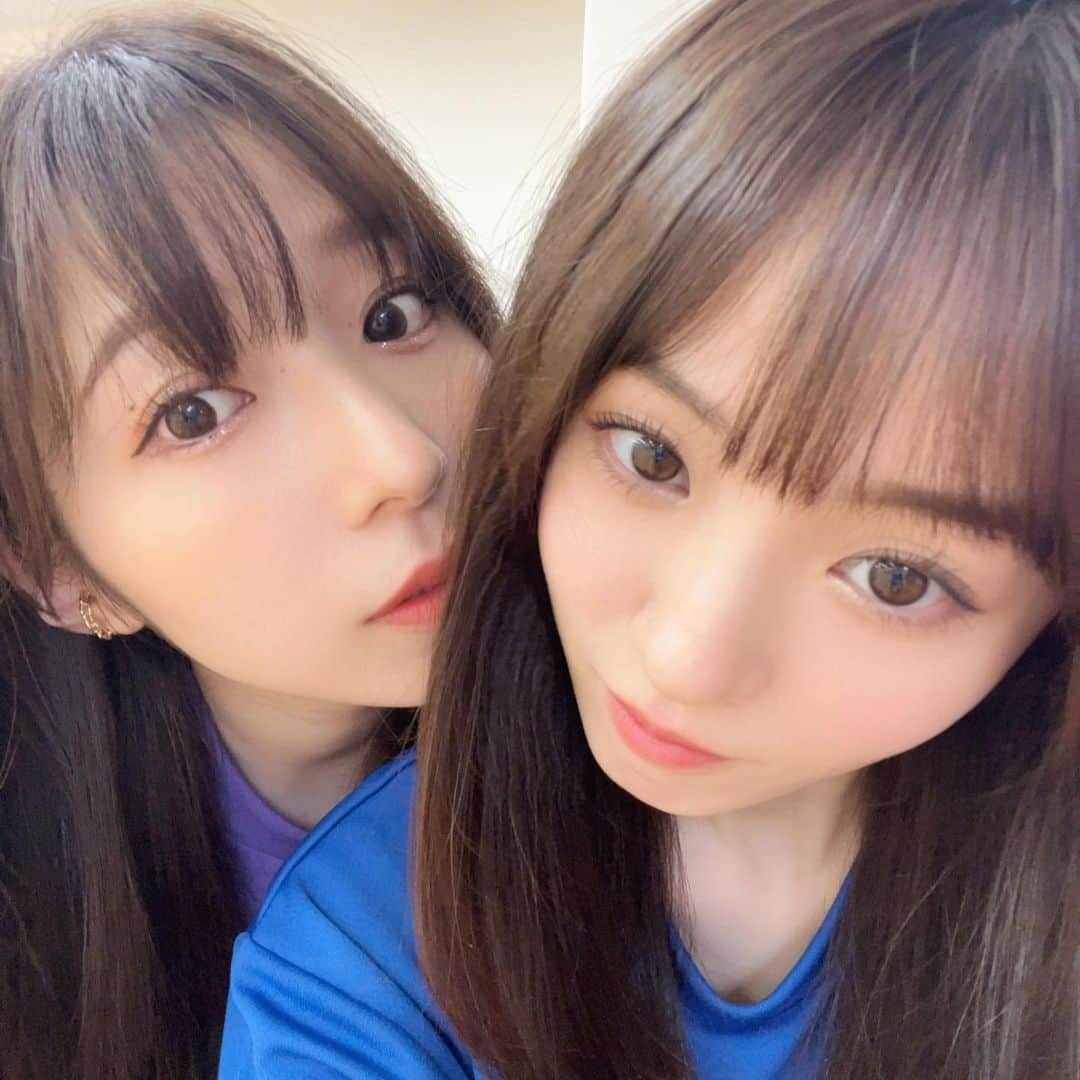 咲良菜緒さんのインスタグラム写真 - (咲良菜緒Instagram)「birthday girl💜大好き💜 ぱわーーーーーー！  @yuzuki_oguro_official」7月18日 12時19分 - nao_sakura_official