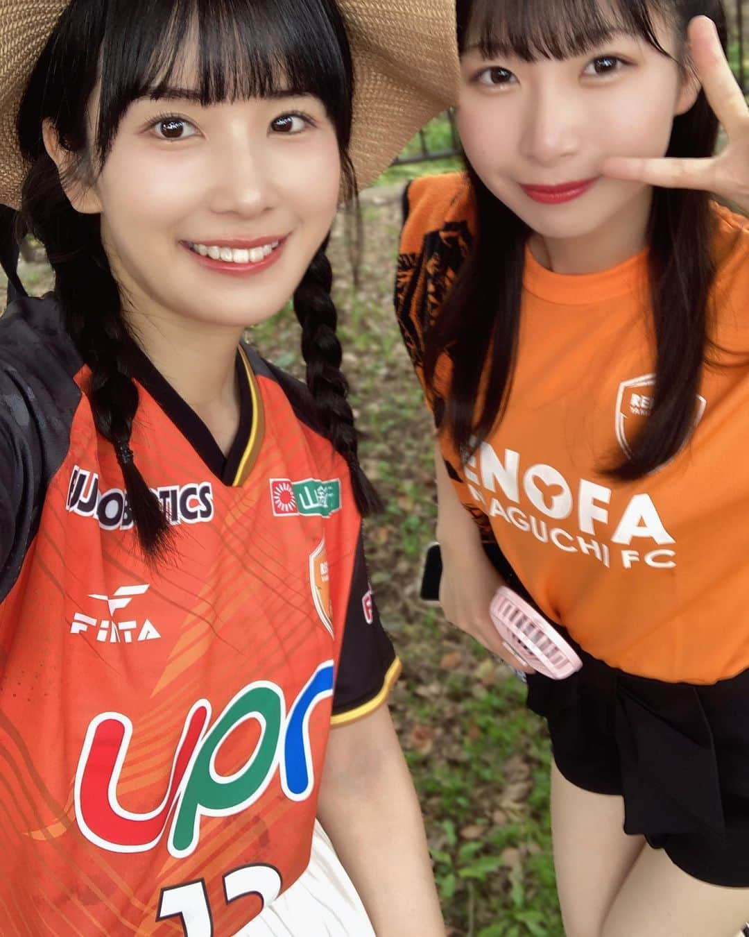 道重佐保さんのインスタグラム写真 - (道重佐保Instagram)「🧡⚽️✊🏻‪ ̖́-‬  日本一可愛い女子高生はるちさん、 そして山口美少女図鑑のモデルさんたちとの写真も載せちゃいます〜🫶 みゆちゃん、とあちゃん、ひかるちゃん、いとちゃん、りんりんちゃん、あんなちゃん、みさきちゃん、みゆあちゃん！  ☺️☺️🥰  キッズたちのステージもあったので小中学生のモデルさんもいらっしゃって、最年少の子は10歳！(写真も一緒に撮ってもらっちゃった☺️ふふふ) もちろんその年齢だけで私からすればとても可愛らしく感じるんやけど、この人前に立つお仕事をすることに何歳であるかは関係なくしっかりモデルさんで…！プロ根性を感じました😳 私もみんなのこと応援せんとやね📣✊🏻  #レノファ #レノファ山口 #renofa #みらスタ #サッカー観戦 #ユニフォーム女子 #美少女図鑑 #山口県 #山口市 #山口観光 #おいでませ山口 #portrait #japanesegirl #ig_japan #followｍe #彼女 #日本的 #道重佐保 #michishigesaho」7月18日 12時30分 - sahomichishige