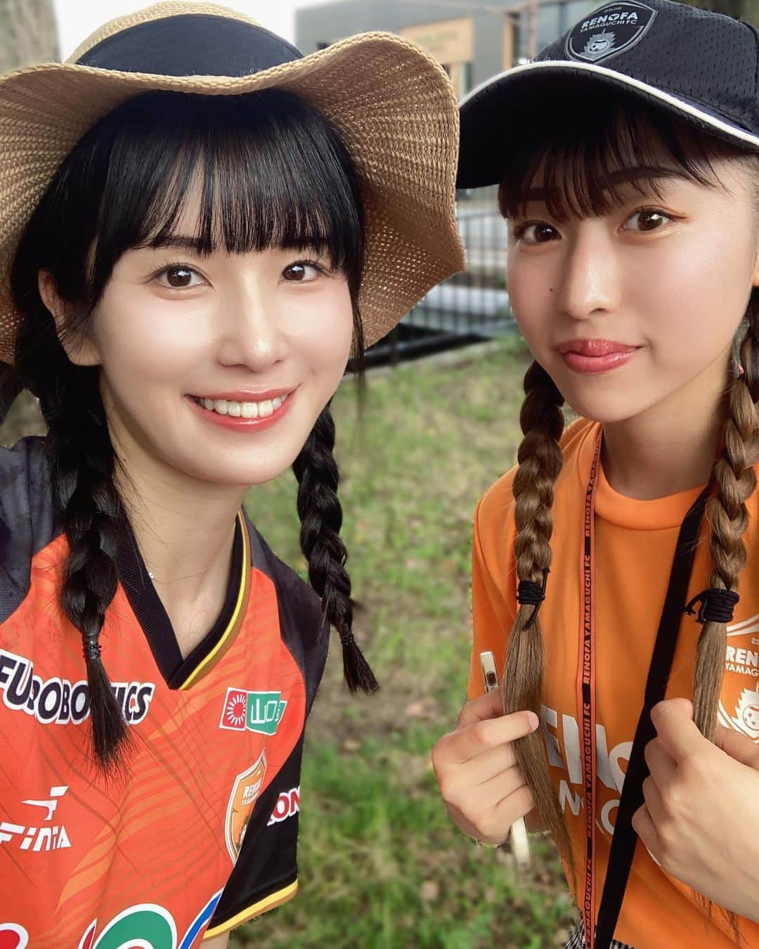 道重佐保さんのインスタグラム写真 - (道重佐保Instagram)「🧡⚽️✊🏻‪ ̖́-‬  日本一可愛い女子高生はるちさん、 そして山口美少女図鑑のモデルさんたちとの写真も載せちゃいます〜🫶 みゆちゃん、とあちゃん、ひかるちゃん、いとちゃん、りんりんちゃん、あんなちゃん、みさきちゃん、みゆあちゃん！  ☺️☺️🥰  キッズたちのステージもあったので小中学生のモデルさんもいらっしゃって、最年少の子は10歳！(写真も一緒に撮ってもらっちゃった☺️ふふふ) もちろんその年齢だけで私からすればとても可愛らしく感じるんやけど、この人前に立つお仕事をすることに何歳であるかは関係なくしっかりモデルさんで…！プロ根性を感じました😳 私もみんなのこと応援せんとやね📣✊🏻  #レノファ #レノファ山口 #renofa #みらスタ #サッカー観戦 #ユニフォーム女子 #美少女図鑑 #山口県 #山口市 #山口観光 #おいでませ山口 #portrait #japanesegirl #ig_japan #followｍe #彼女 #日本的 #道重佐保 #michishigesaho」7月18日 12時30分 - sahomichishige