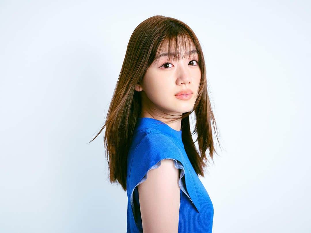 non-noさんのインスタグラム写真 - (non-noInstagram)「・ 💎We are non-no models 2023💎  No.6 #佐々木美玲(#日向坂46) @mireisasaki_official  "みんなを癒やすナチュラルビューティー"  誕生日：1999/12/17 出身：兵庫県 身長：165cm  【ノンノ9月号は7/20発売！】 『ノンノモデルズの素顔を知りたい！』をテーマに、私服やセルフメイク、プロフ帳までたっぷりお届け💠🫧  #ノンノ #nonno #nonno_magazine  #佐々木美玲推し #みーぱん #みーぱん推し #ZIP #キテルネ #ミュージカルSPY #ぴーすおぶけーき   撮影／柴田フミコ トップス／#lagunamoon #ラグナムーン」7月18日 13時00分 - nonno_magazine