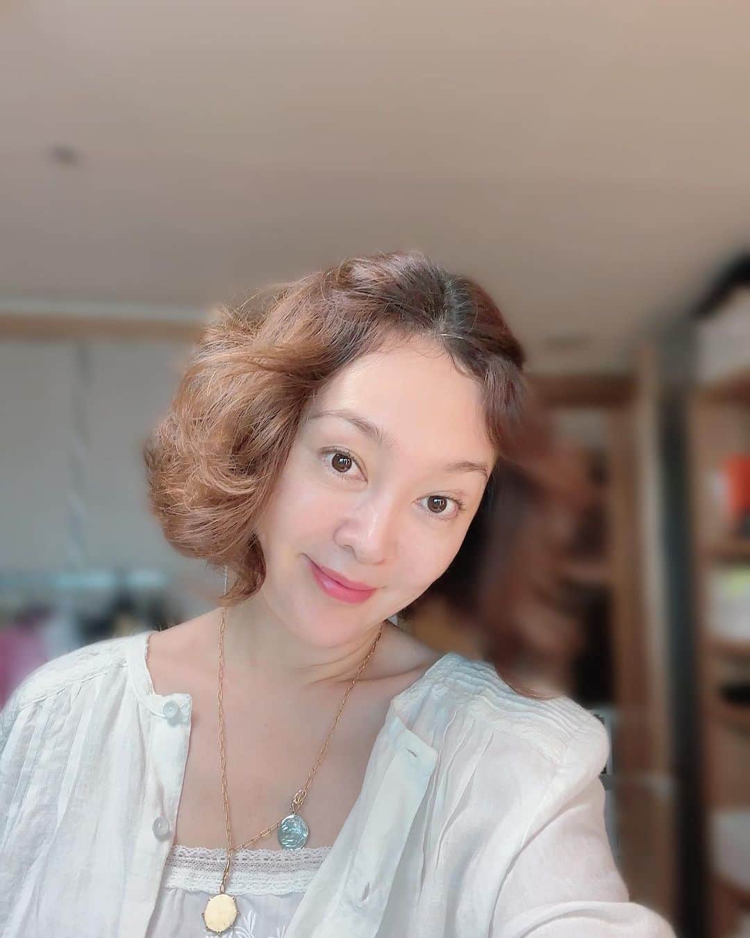 イ・スンヨンさんのインスタグラム写真 (イ・スンヨンInstagram)「추적추적 비내리는 화요일 치과가기 전^_ㅜㅜ 해가