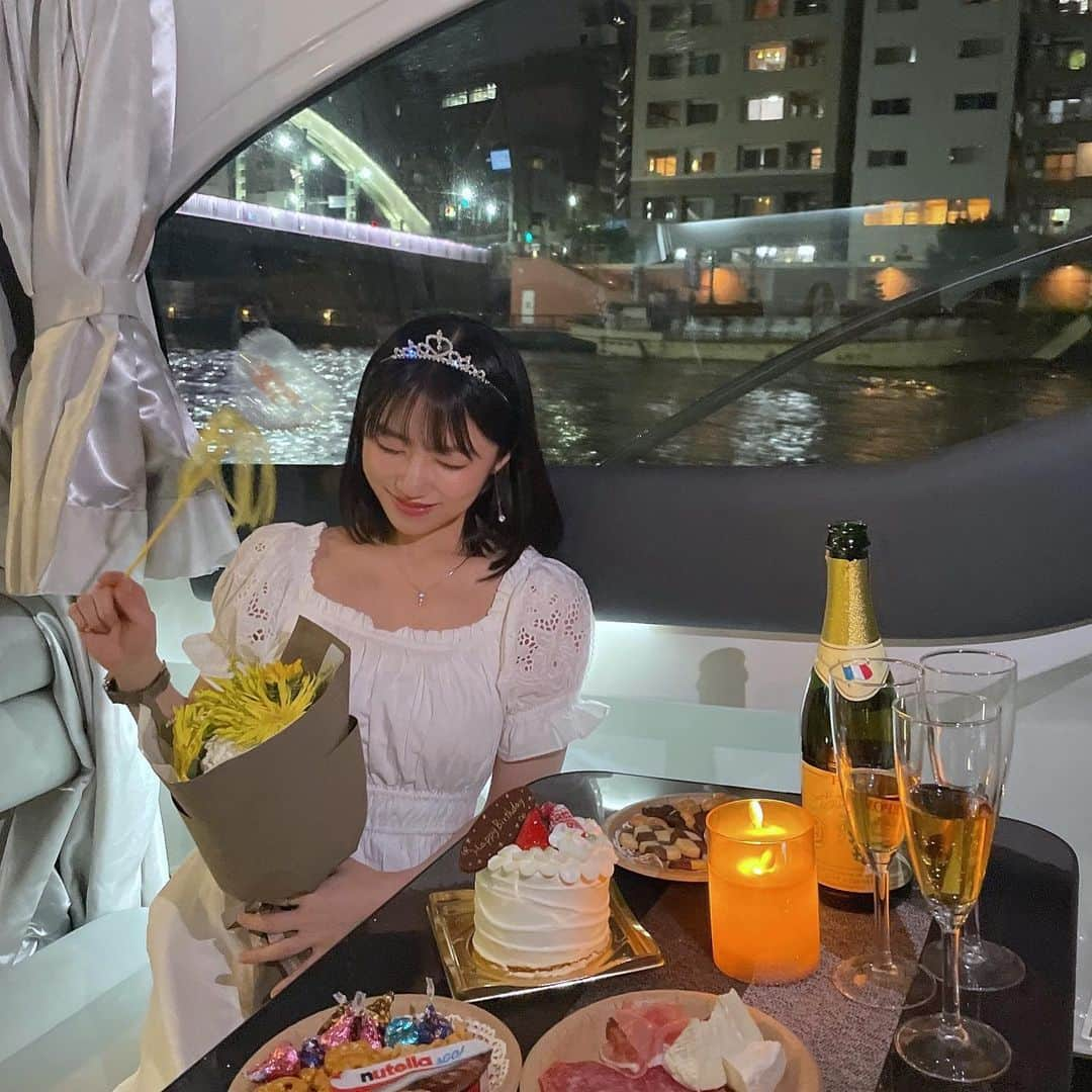 涼掛凛さんのインスタグラム写真 - (涼掛凛Instagram)「👸🏻💓🥂🎂」7月18日 22時55分 - rin_suzukake