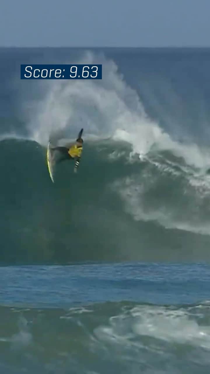 世界プロサーフィン連盟（WSL）のインスタグラム：「See you on Finals Day, @filipetoledo! 💥  Watch live on worldsurfleague.com. @corona @kougamunicipality」
