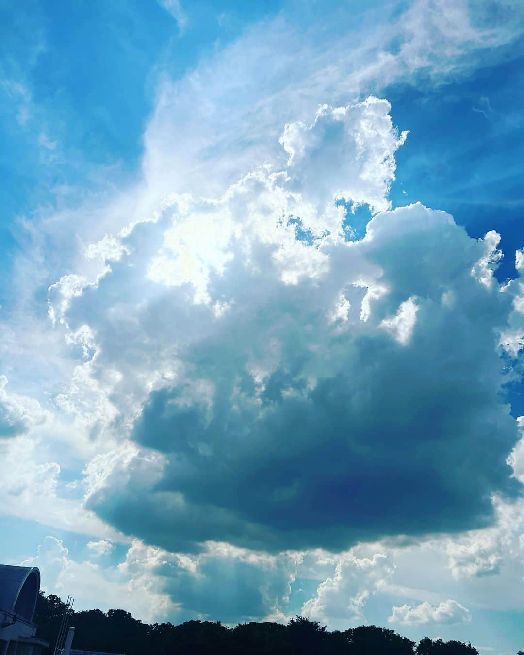 佐々木敬子さんのインスタグラム写真 - (佐々木敬子Instagram)「. 今日の空  #今日も暑かった #雲が凄かった」7月19日 0時09分 - keikosasaki_mylan