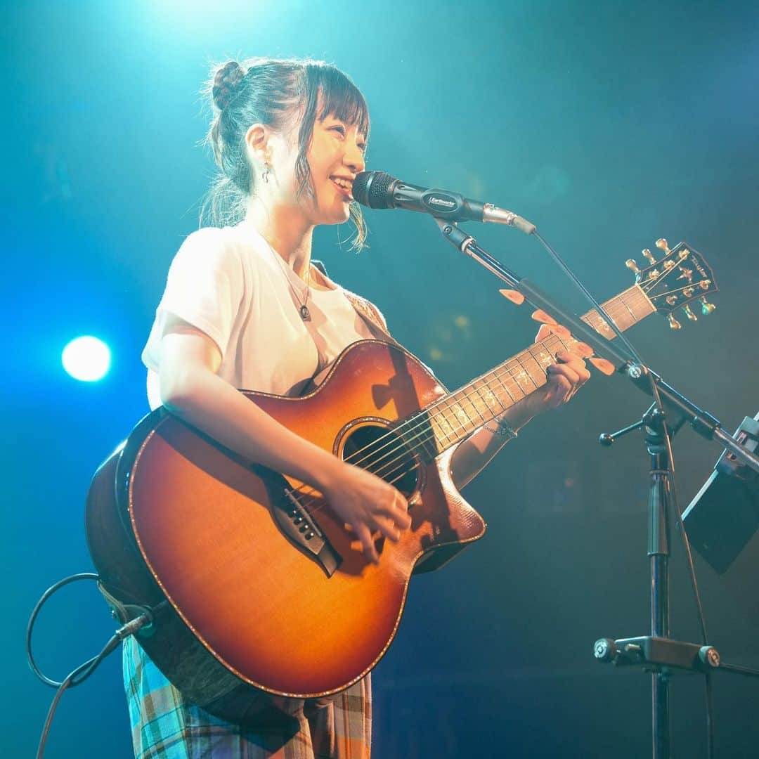 有安杏果のインスタグラム：「「有安杏果 弾き語りツアー "A Little Harmony Live"」 2023.7.14 in梅田クアトロ ⁡ #acoustictour #piano #guitar #弾き語り #alittleharmony #リルハー  #大阪 #梅田」