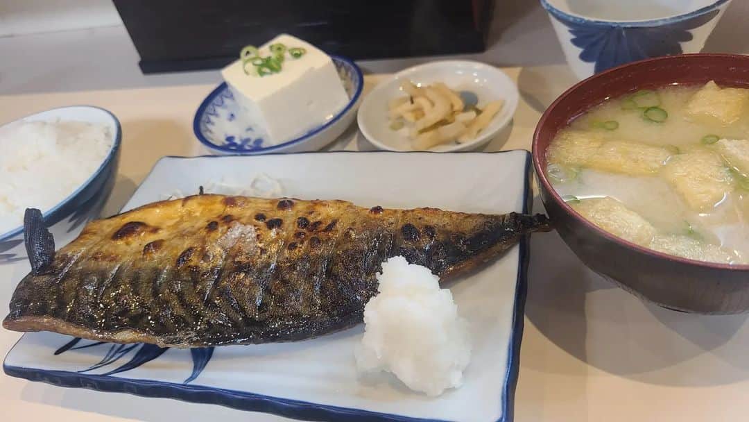 葭葉ルミのインスタグラム：「🍵 今年も行けました💕福岡グルメで一番好きな鯖定食！わたしの鯖ちゃんヒレあげてて可愛かった✋ご飯おかわりもできるから食べすぎましたー。。」