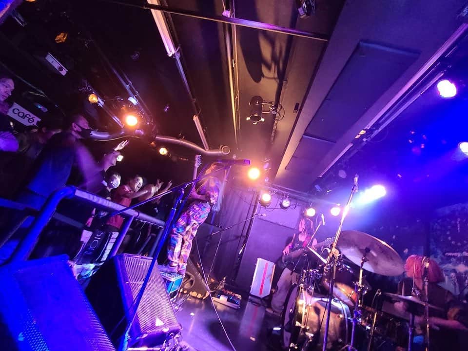 ASTERISM（アステリズム）さんのインスタグラム写真 - (ASTERISM（アステリズム）Instagram)「・ 🔹LIVE🔹 Thank you for coming to "赤坂爆姫" yesterday at @navey_floor 🙏️☺️  What did you think of the new song performed for the first time in Japan!?😜  🎸NEXT GIG 🎸 Oct. 13th Mon 2man show "JUST A VOICE" at GARRET udagawa  🎫Tickets🎫 https://t.livepocket.jp/e/ff4oe  #ASTERISM #アステ #LIVE」7月18日 15時59分 - asterism.asia