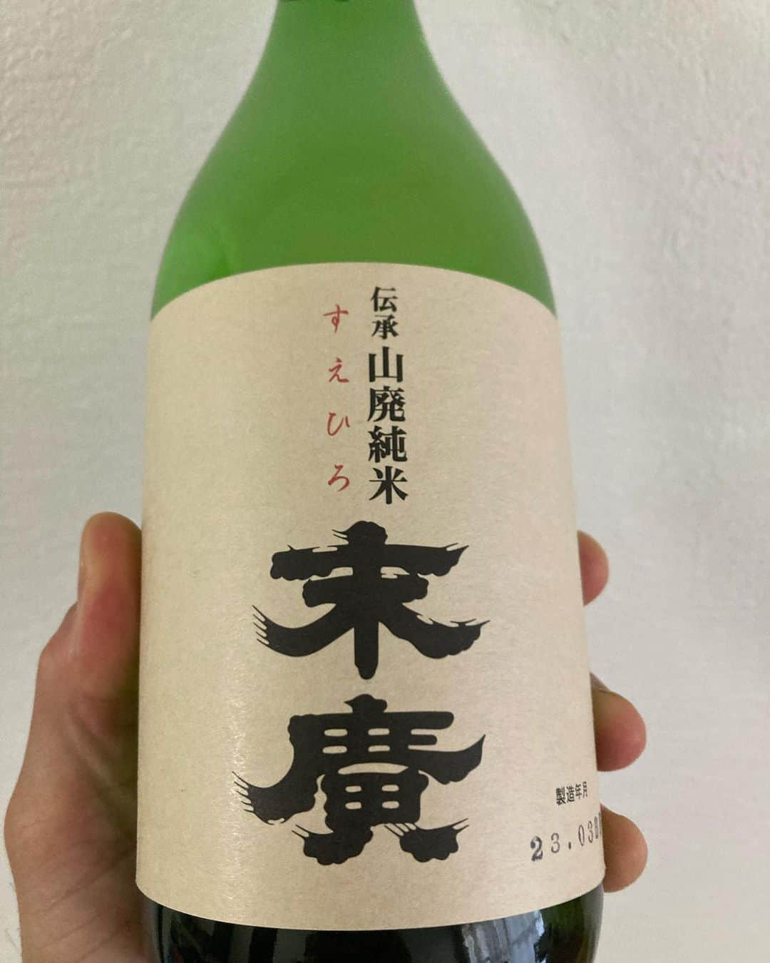 鵜飼孝治さんのインスタグラム写真 - (鵜飼孝治Instagram)「日本酒ばっかり、休みの日はいろいろ頂いてます。会津といえば山廃。地元名古屋地酒。小布施ワイナリーの生酛。」7月18日 16時46分 - ukachin